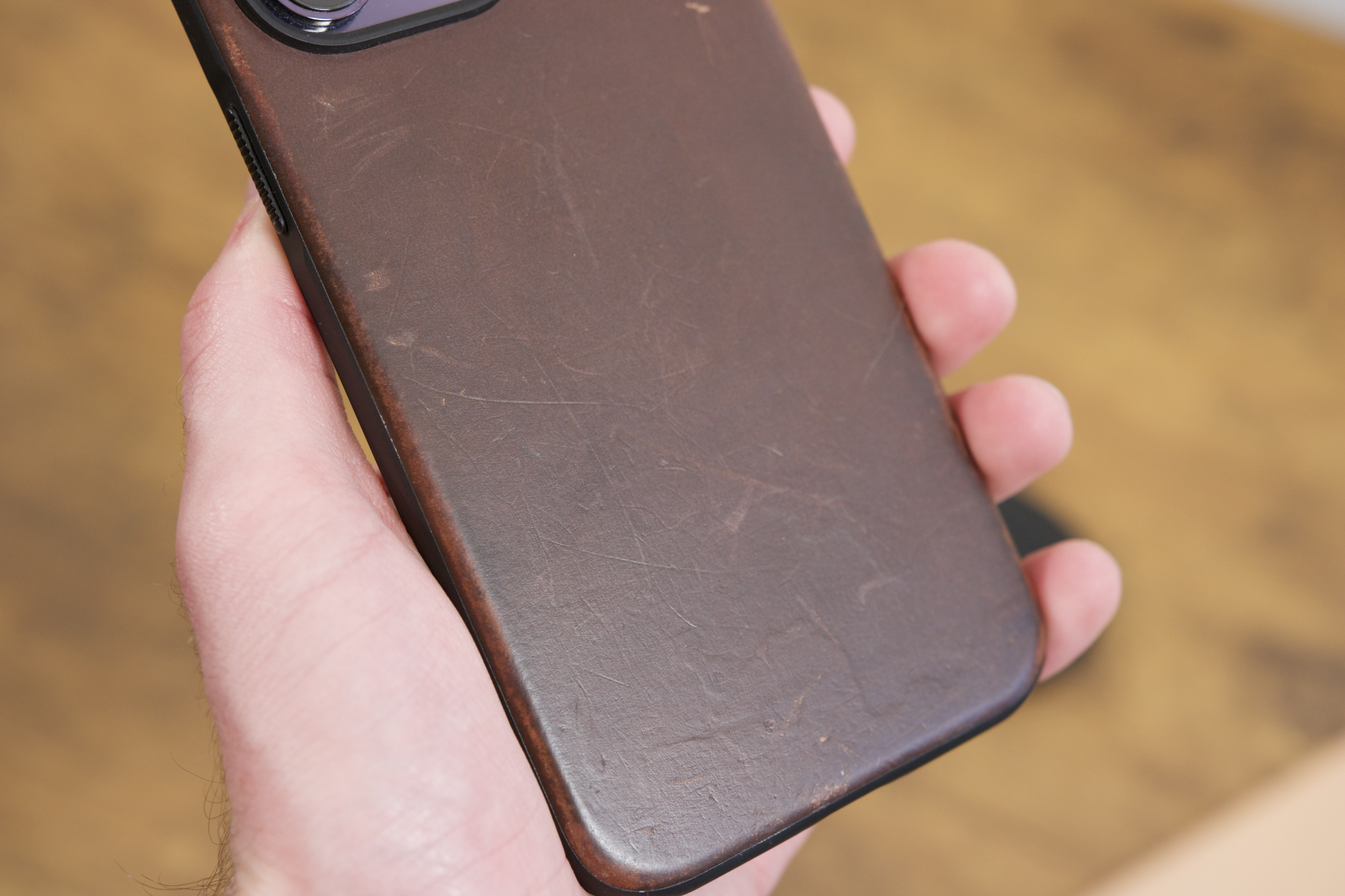 Nomad's Modern Leather case on an iPhone 14 Pro Max.