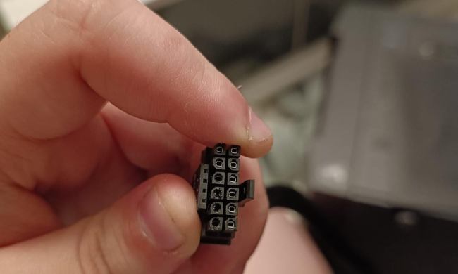the rtx 4090 power adaptor melted