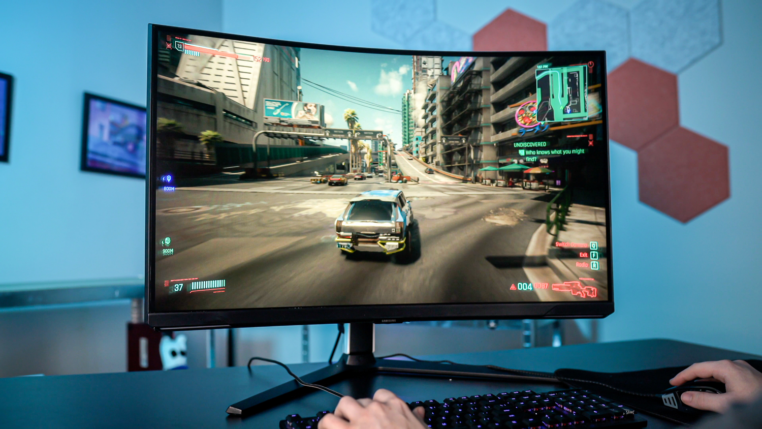 What's the difference between a gaming TV and a gaming monitor