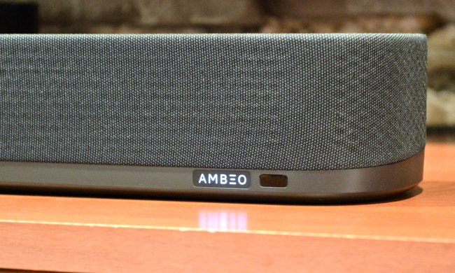 Ambeo indicator: Sennheiser Ambeo Soundbar Plus.