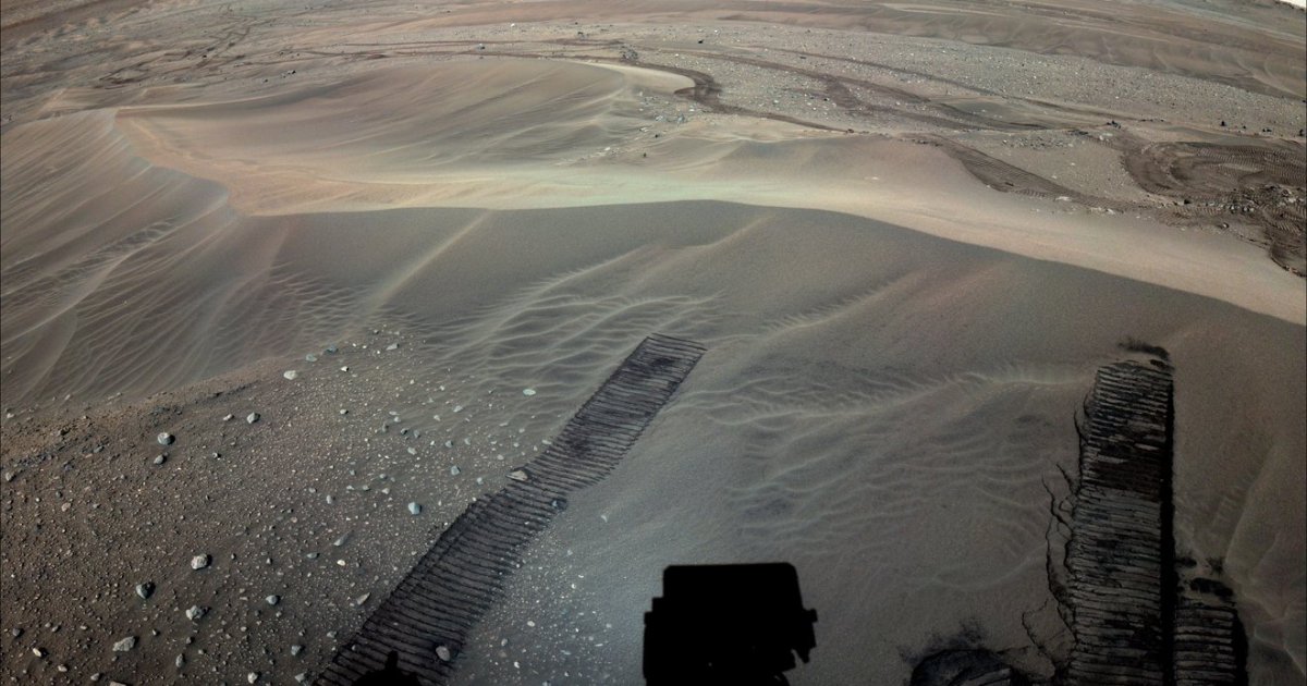 El rover Perseverance está construyendo un búnker de muestra en Marte