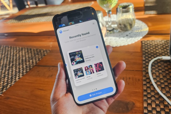 Widget Shazam su un iPhone