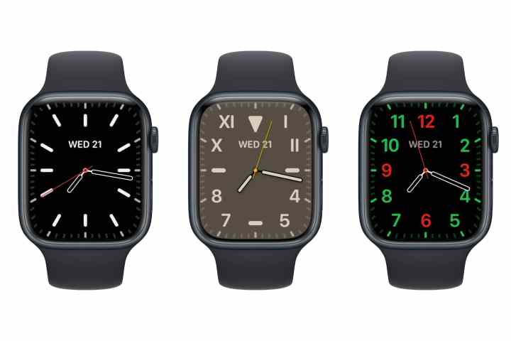 Tre Apple Watch che mostrano i quadranti della California.
