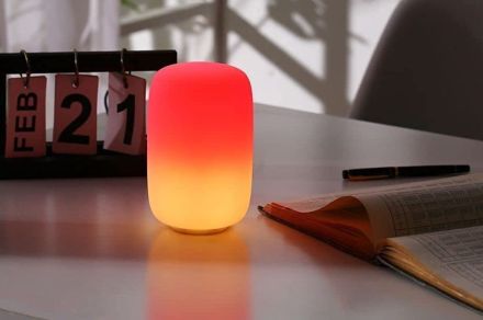 Moonside Lamp One review: A futuristic lamp that’s lacking some smarts