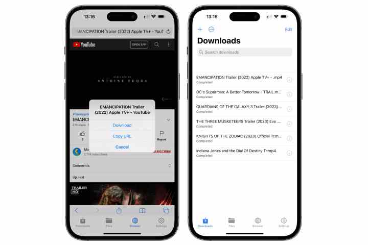 Dua iPhone menampilkan aplikasi Pengunduh YouTube Offline.