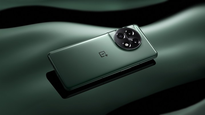OnePlus 11 in green.
