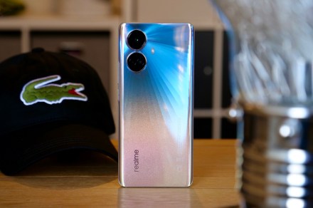 EMRealme 10 Pro+ review: all that glitters is not gold