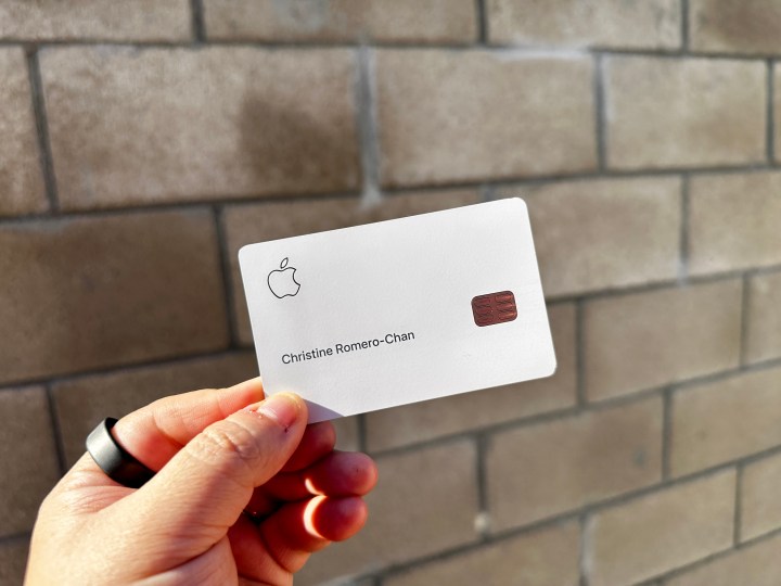 apple card in hand