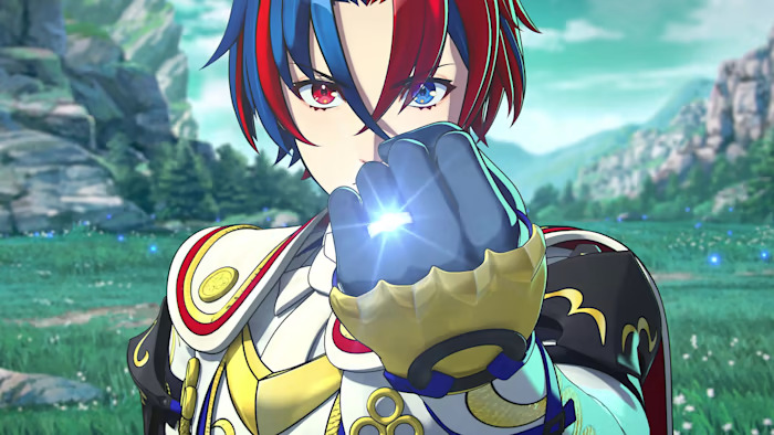 Alear clenches his fist while wearing a ring in Fire Emblem Engage.