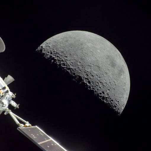 These missions are heading to the moon in 2023