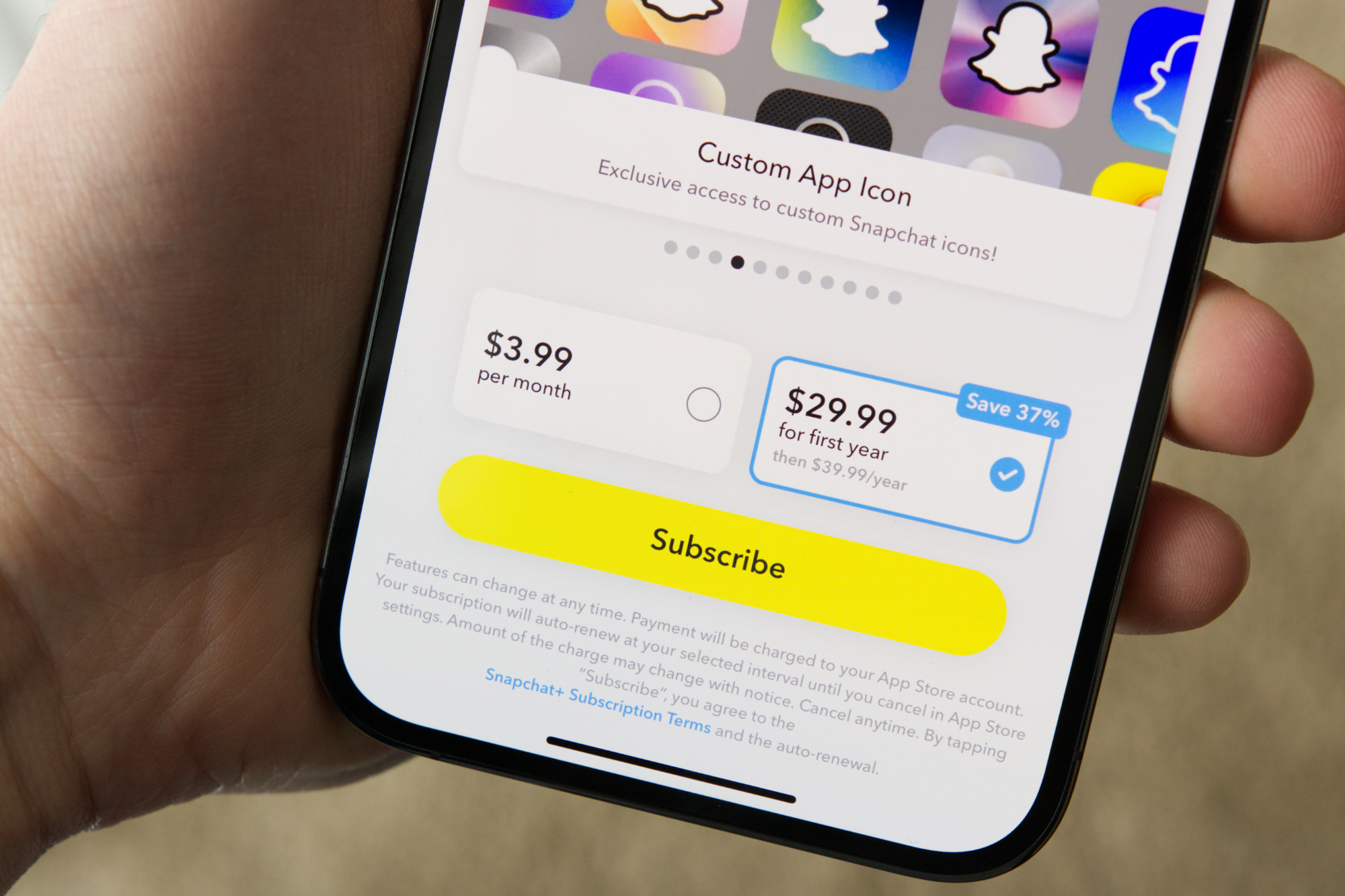 Opções de preços no aplicativo Snapchat em um iPhone.