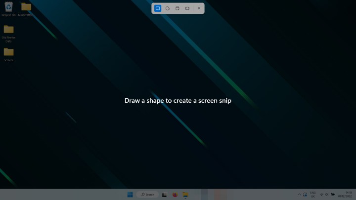 Taking a screenshot using the Windows 11 Snipping tool.