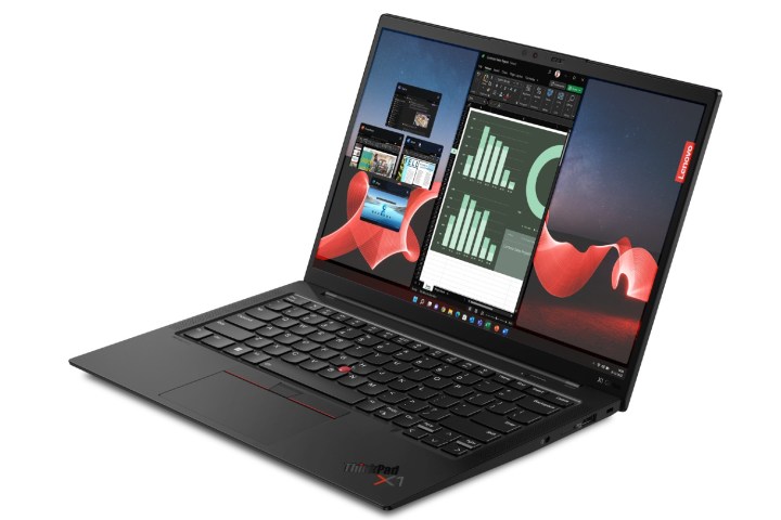 Una foto de prensa del ThinkPad X1 Carbon Gen 11.