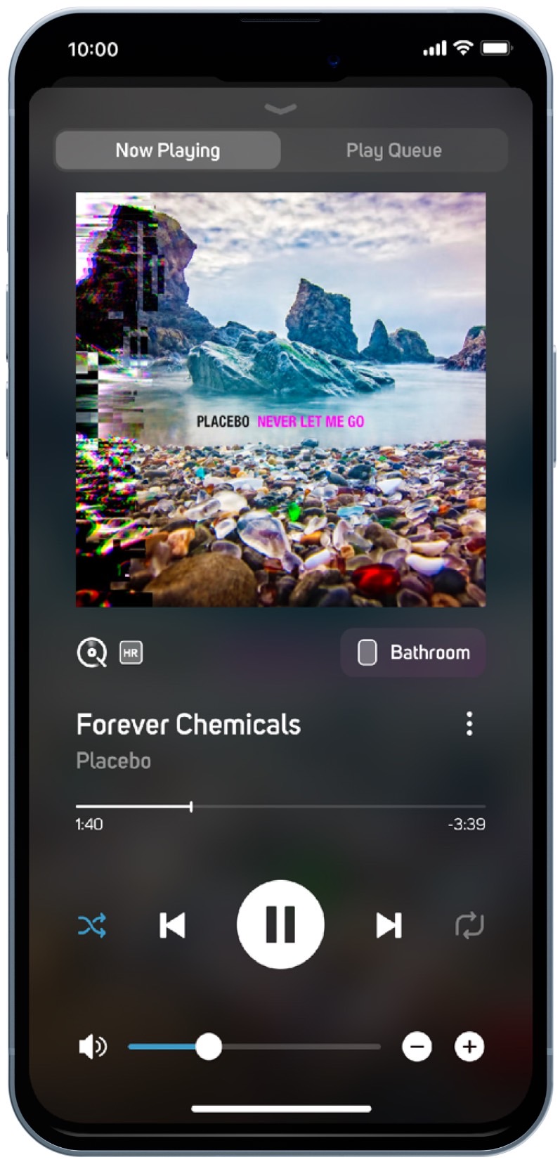 Um telefone mostrando a tela de reprodução do BluOS 4.0.