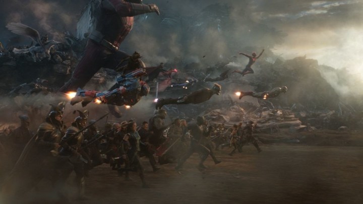 Heroes rush into battle in Avengers: Endgame.