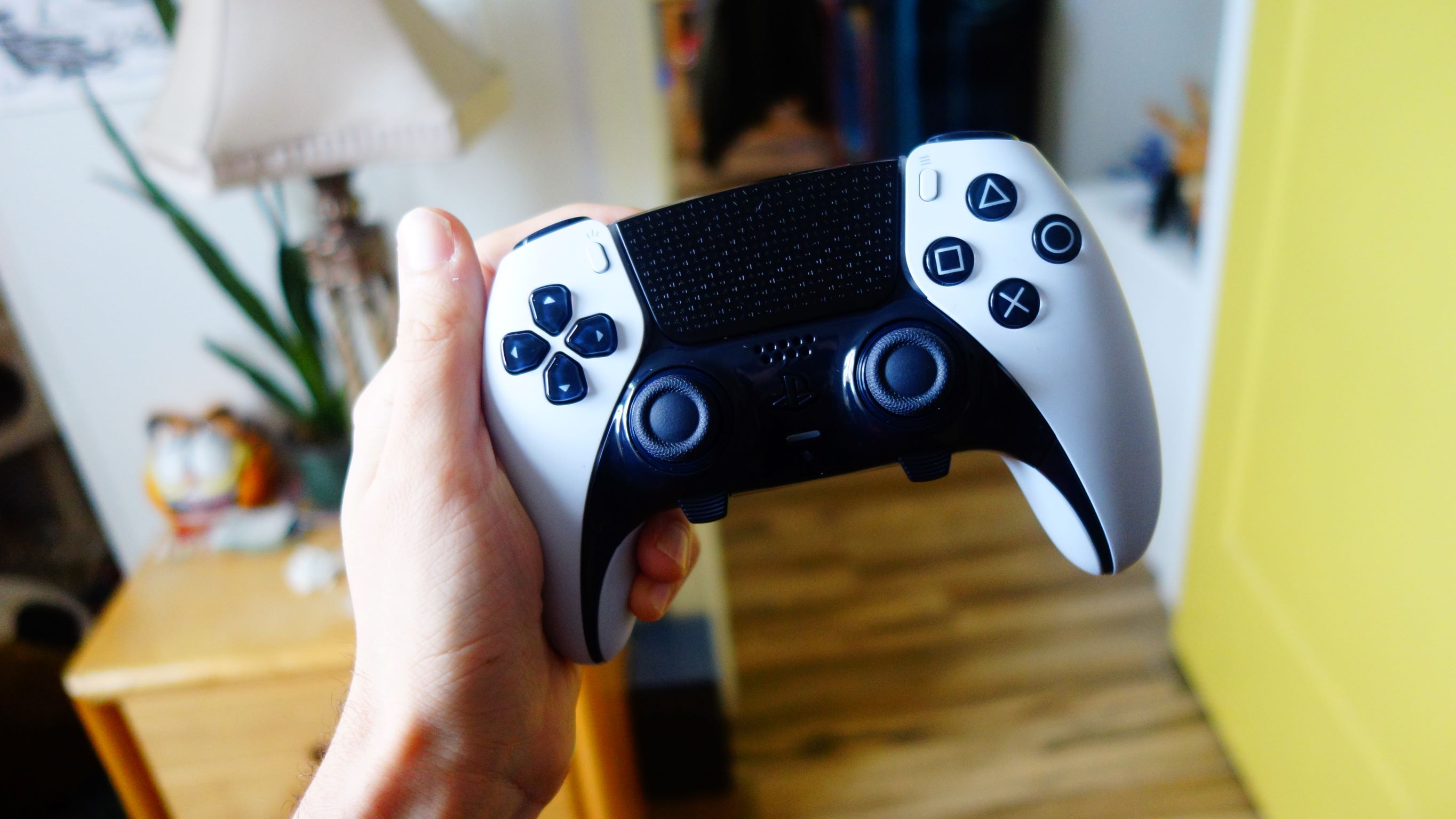 DualSense Edge review: luxurious PS5 controller comes at a cost