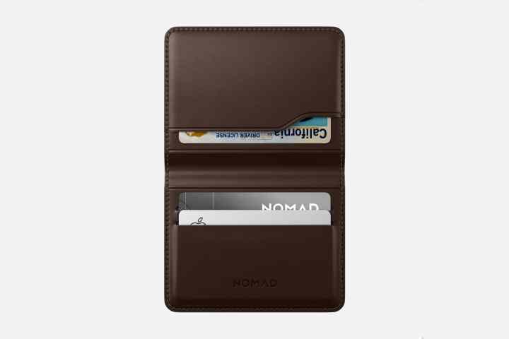 Nomad Card Wallet Plus.