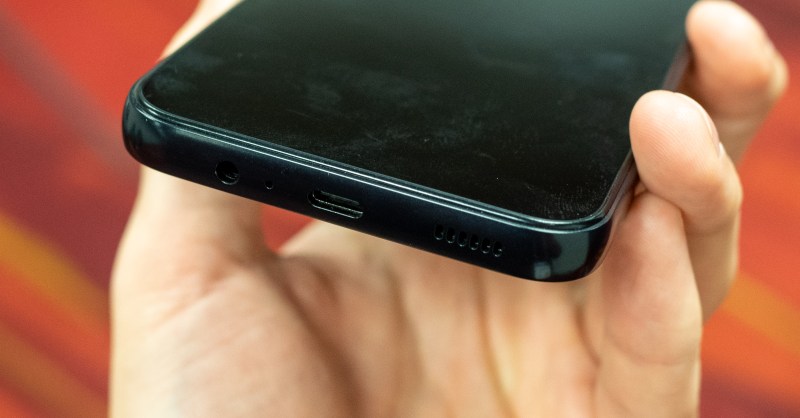 Does the Samsung Galaxy A14 5G have a headphone jack?