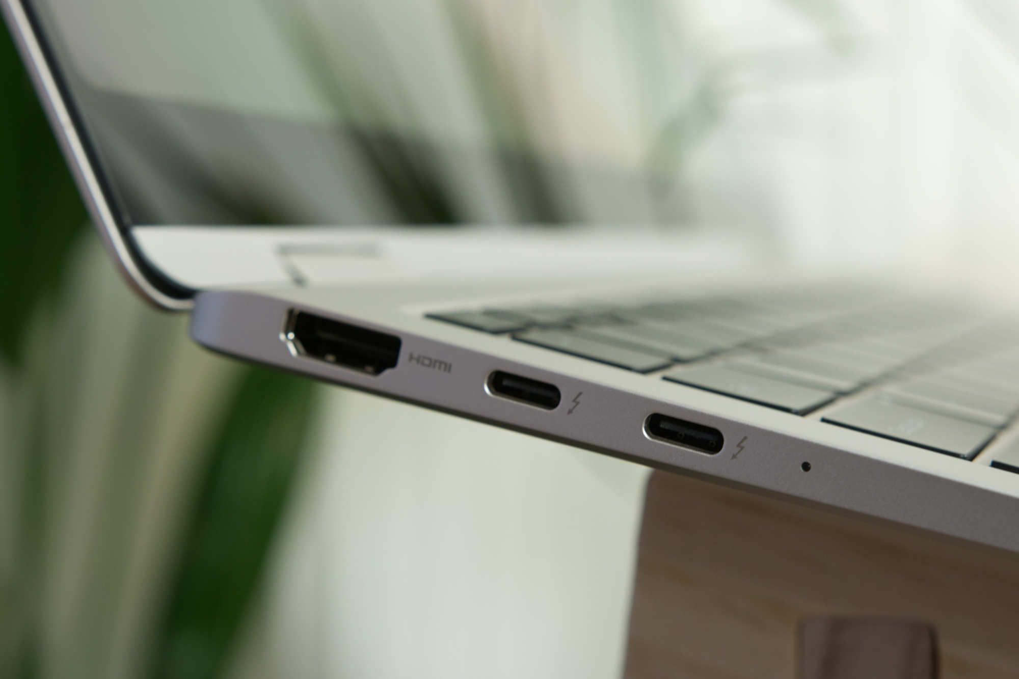 HDMI and USB-C ports on the Samsung Galaxy Book 3 Pro 360.