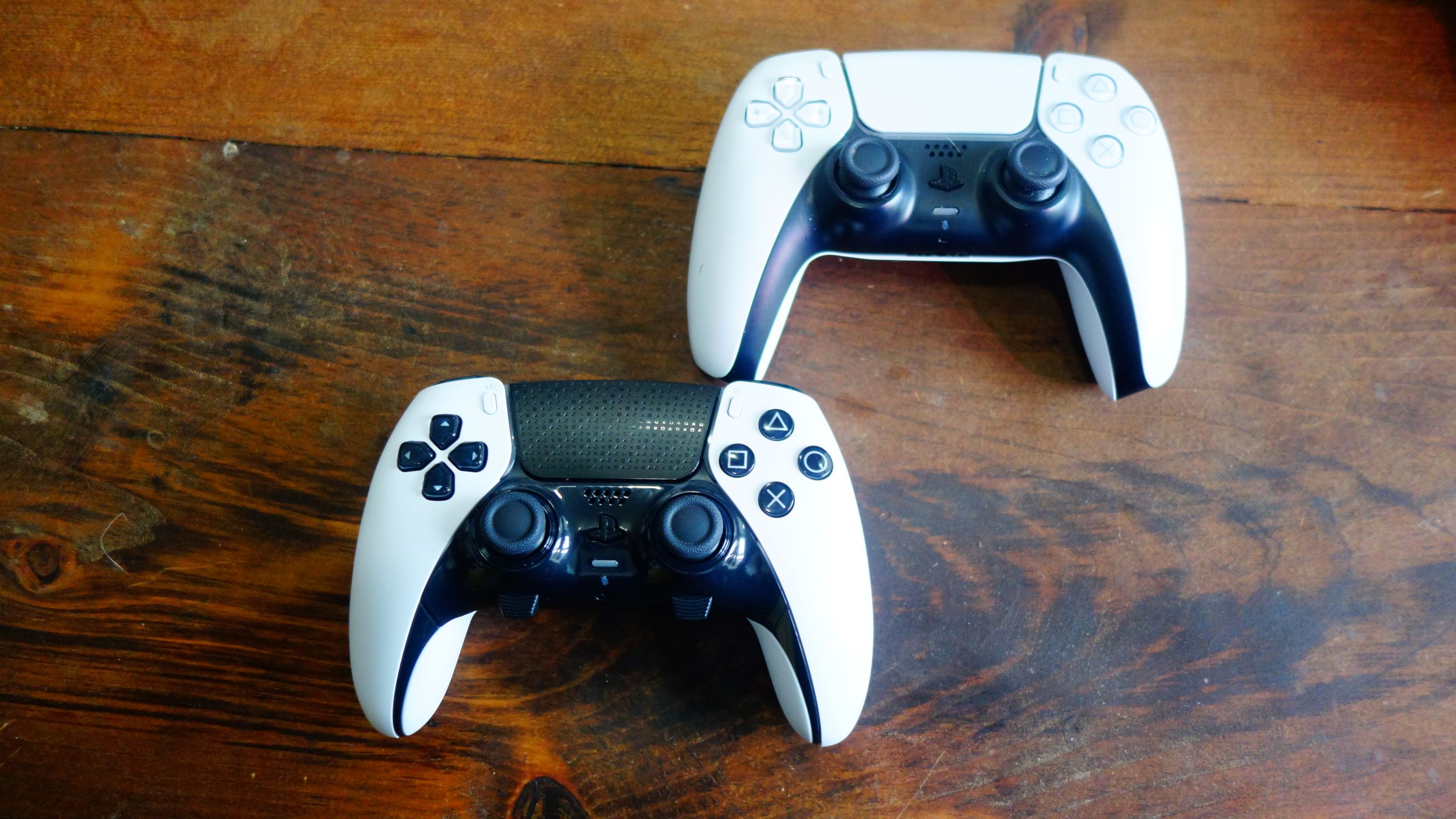 DualSense Edge review: luxurious PS5 controller comes at a cost ...