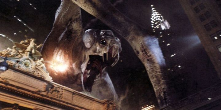A giant monster attacks Grand Central Station in Cloverfield.