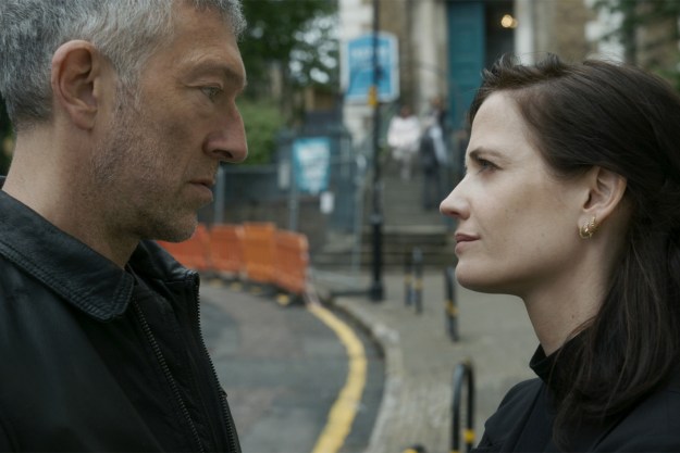 Vincent Cassel and Eva Green face each other in Liaison.