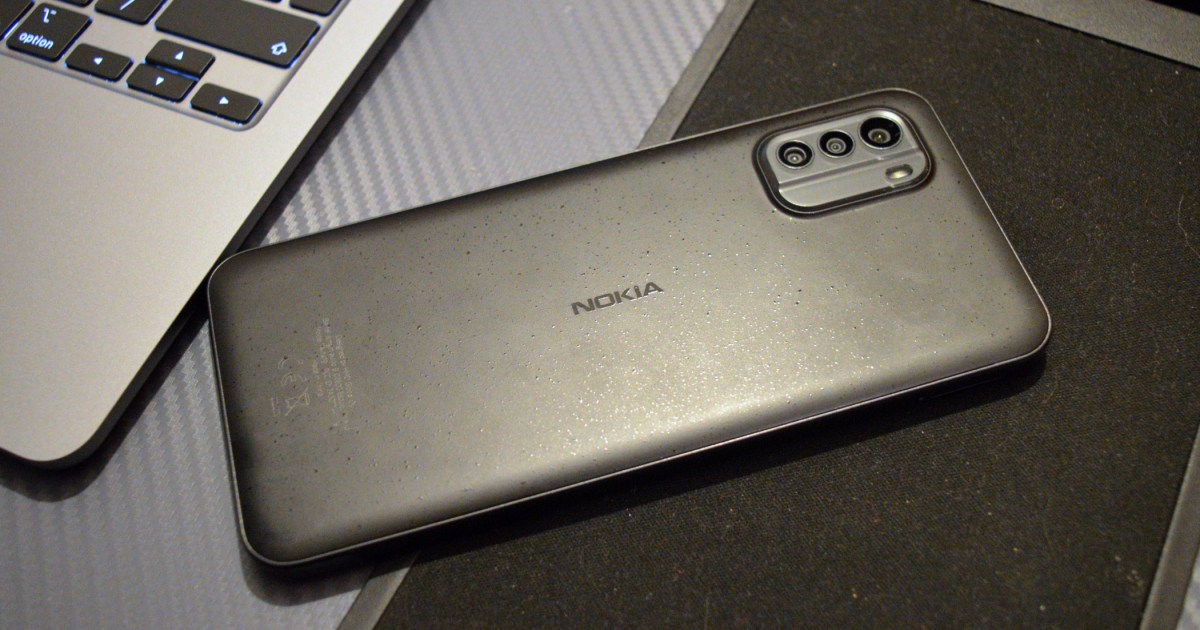 Ranked Nova n60 Mechanical Keyboard Review - Lighting & Performance