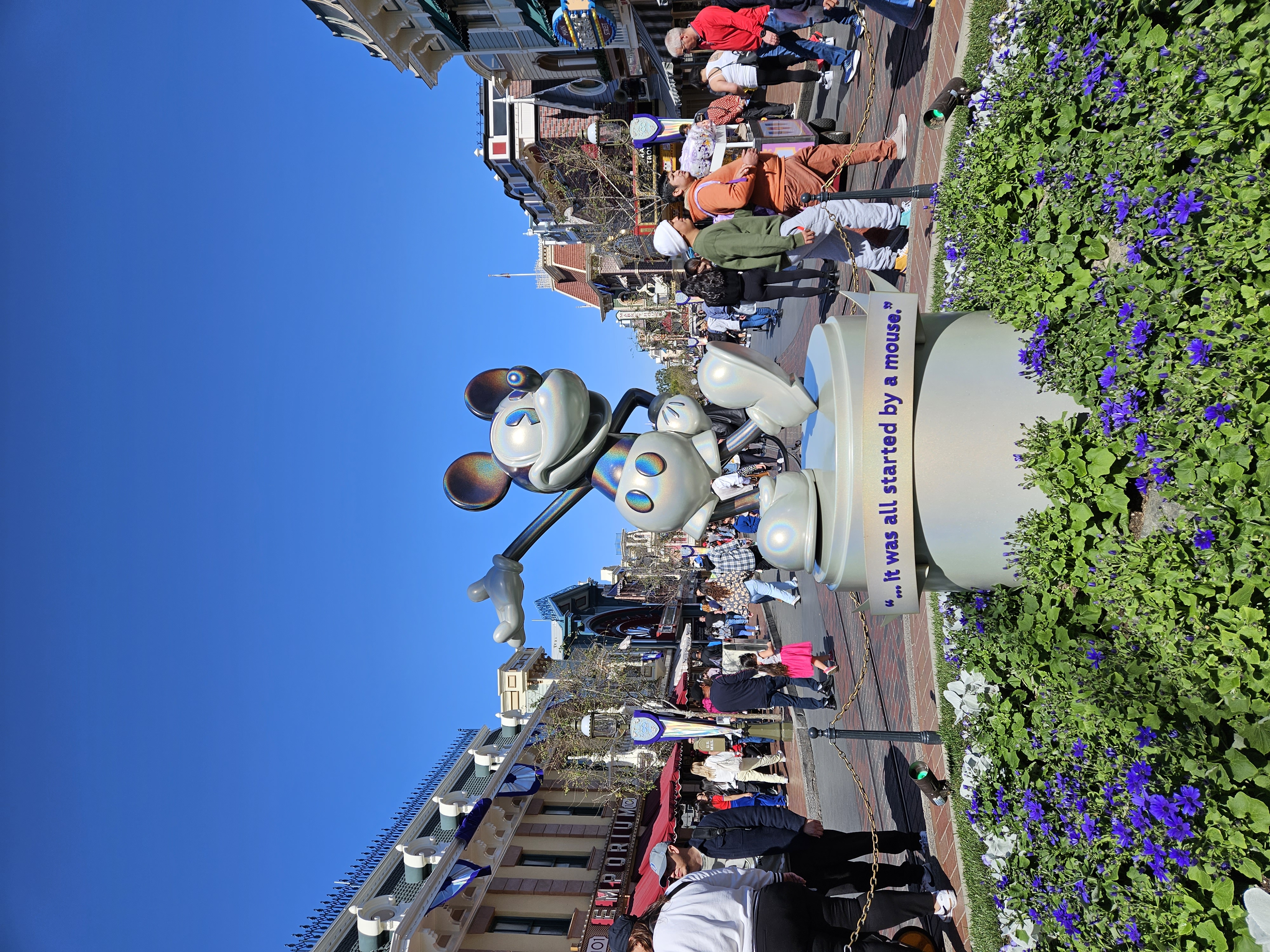Mickey Mouse Disney 100 statute in Disneyland taken with Samsung Galaxy S23