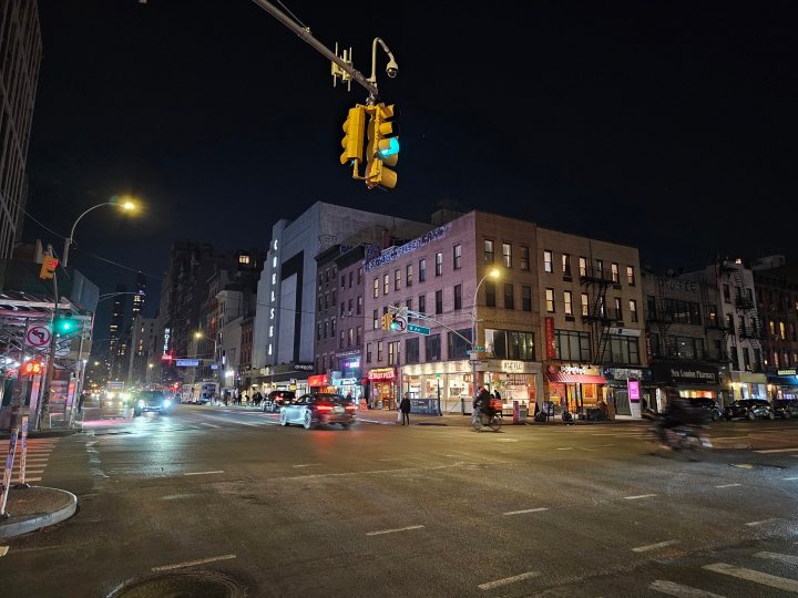 Galaxy S23 Ultra night mode photo of downtown New York City.