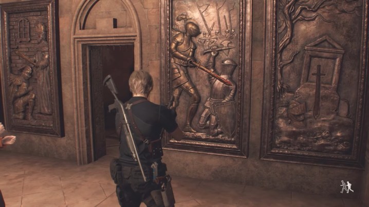 Leon olhando para murais de um cavaleiro.