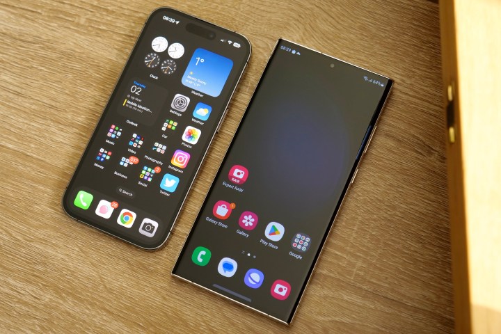 The iPhone 14 Pro and Galaxy S23 Ultra's screens.