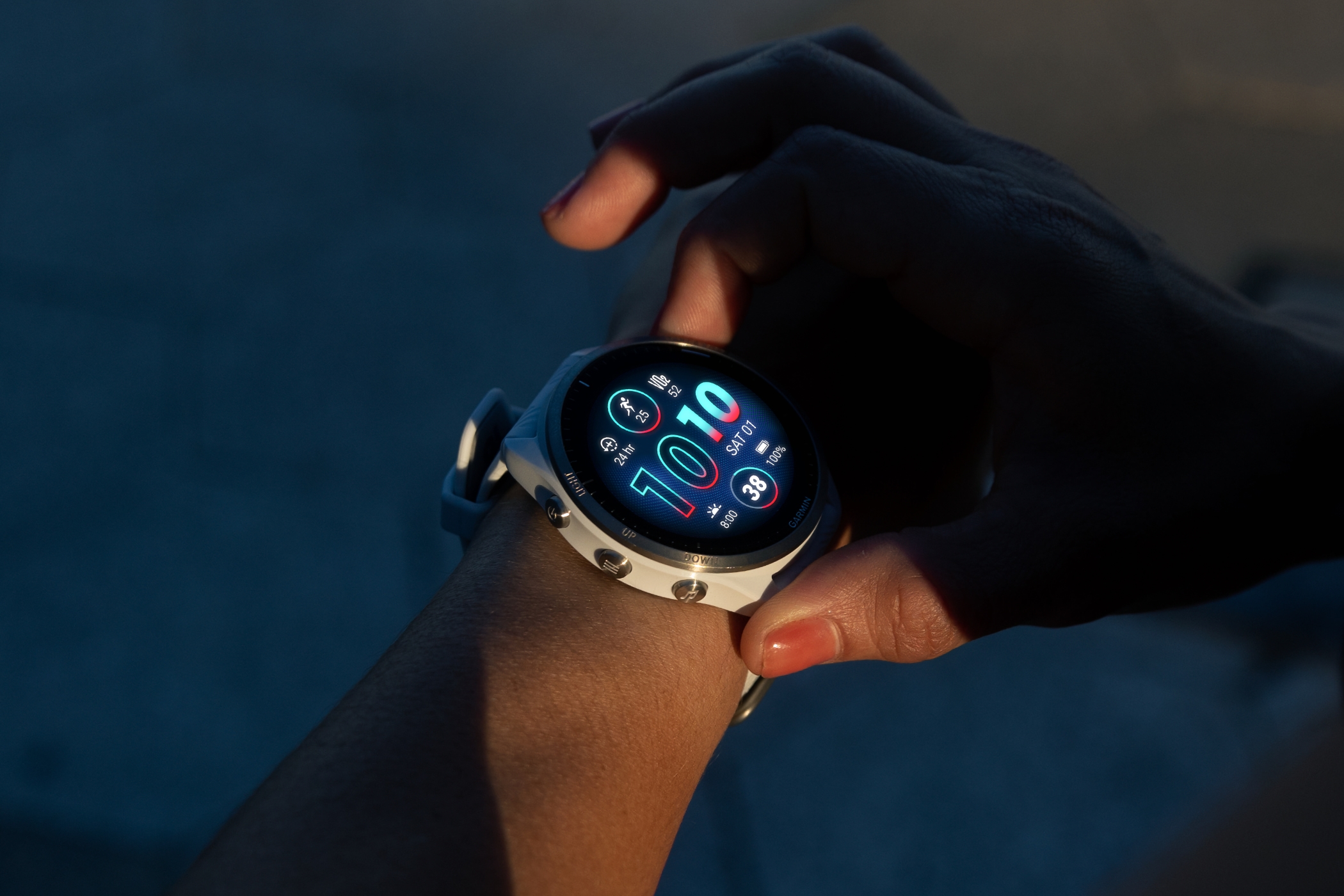  Garmin Forerunner 265 Running Smartwatch, Colorful