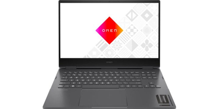 O laptop HP Omen exibindo um logotipo Omen.
