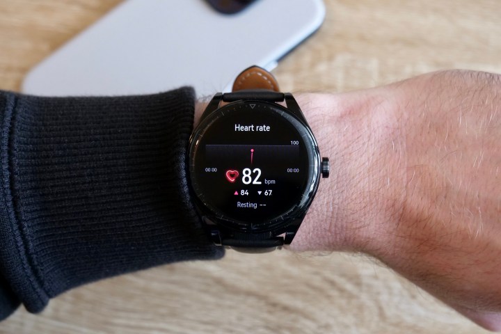 Misurazione della frequenza cardiaca degli Huawei Watch Buds.