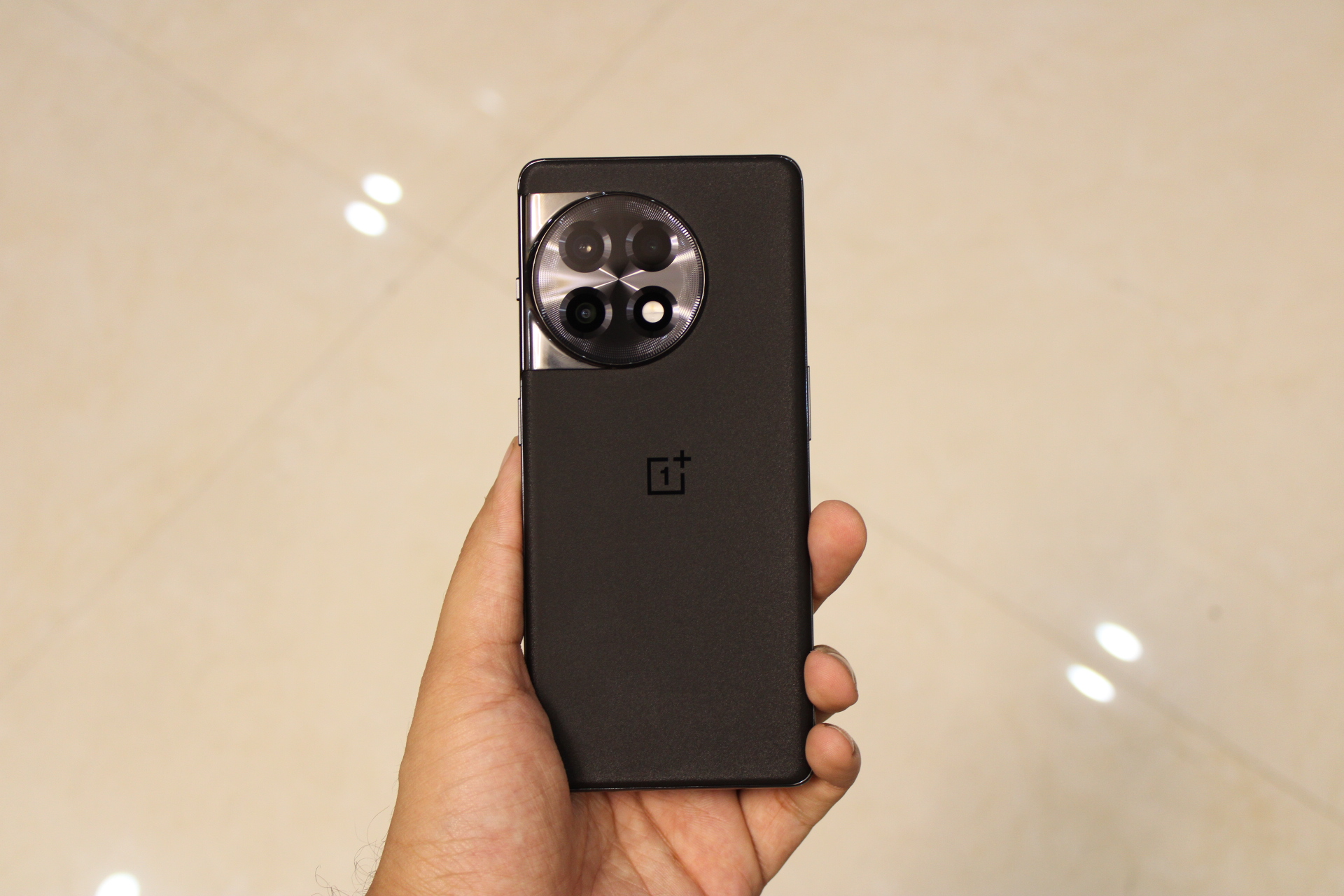 OnePlus 11R review: the value phone you've been waiting for - Vimarsana News