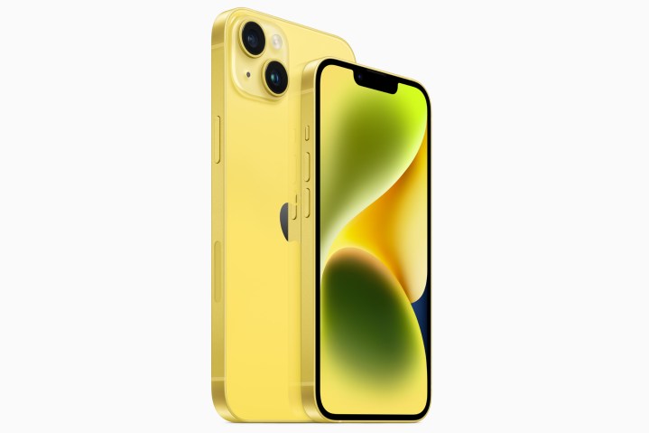 iPhone 14 and iPhone 14 Plus in yellow.