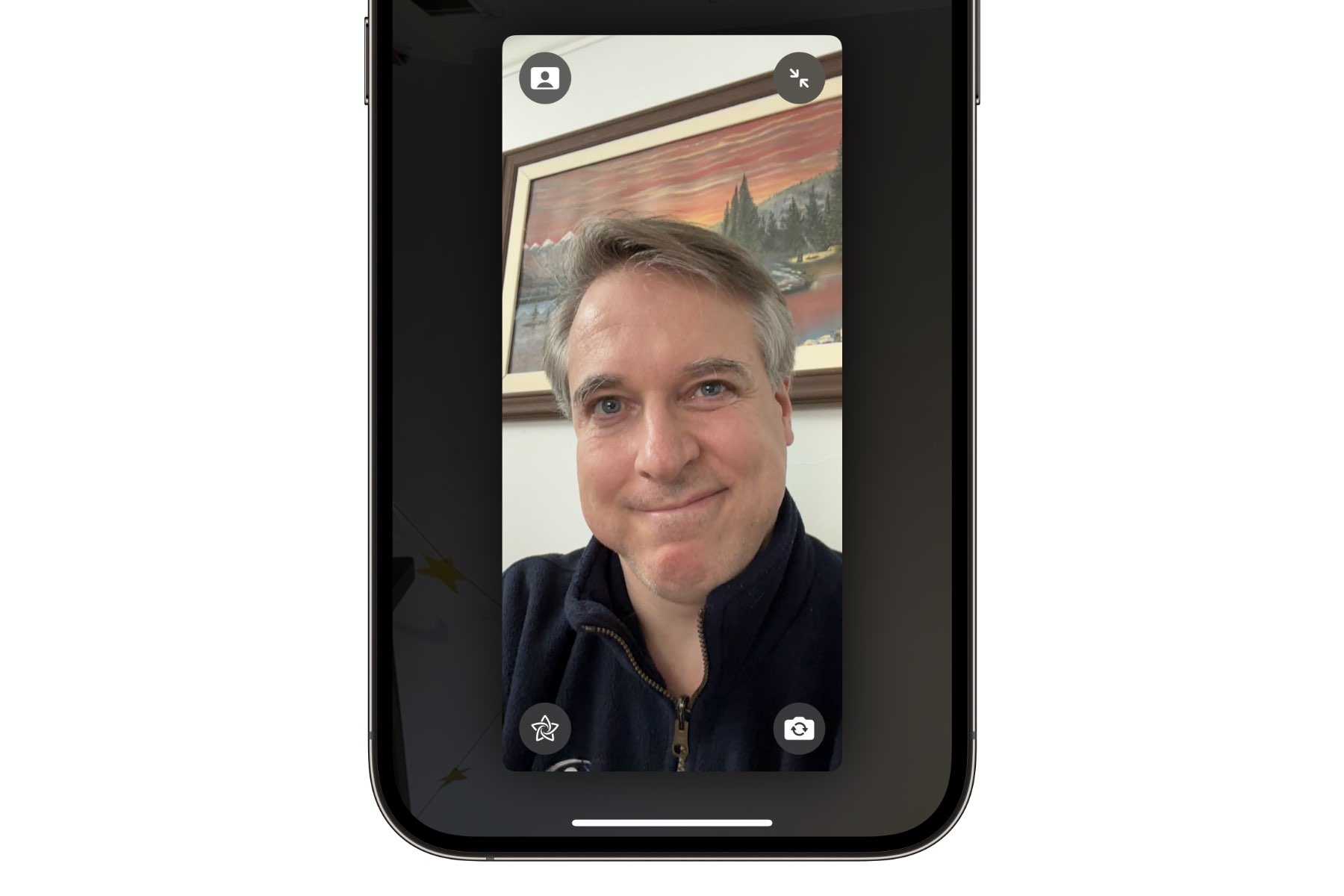 FaceTime with Portrait mode disabled on iPhone 14 Pro Max.