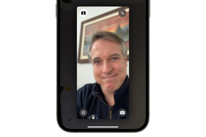 FaceTime with Portrait mode enabled on iPhone 14 Pro Max.