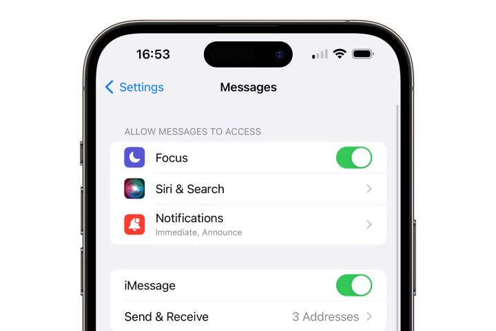 iPhone showing Messages settings screen.