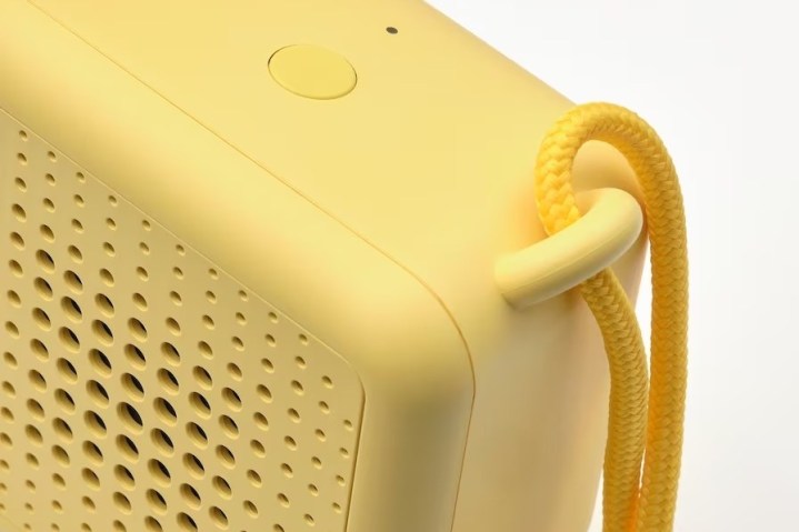 Coluna Bluetooth Ikea Vappeby portátil à prova de água em amarelo.