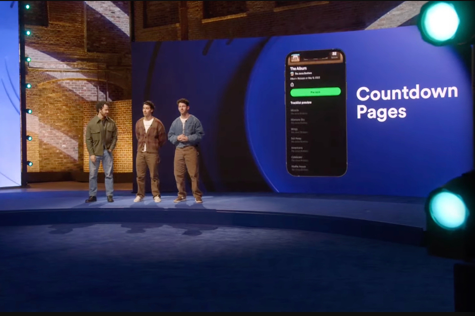 Os Jonas Brothers anunciam um novo recurso Countdown Pages no evento Spotify Stream On.