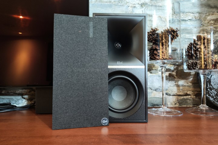 Klipsch The Sevens with grille removed.
