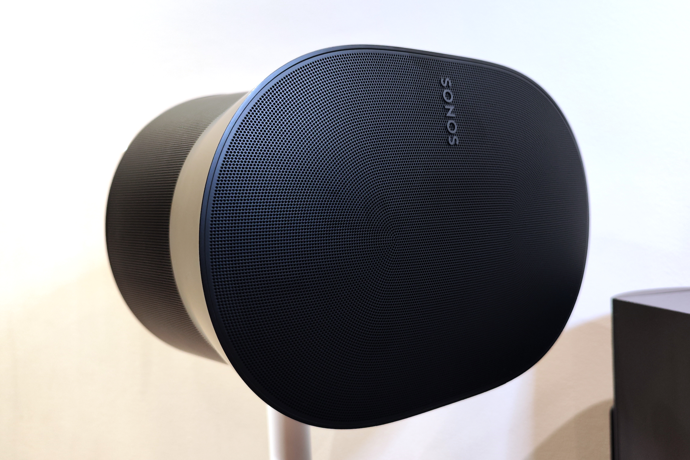 Sonos One review: Like an Echo, but with awesome sound