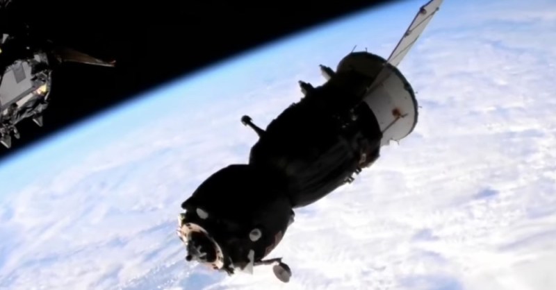 A crew capsule just landed on Earth. But why was it
empty?
