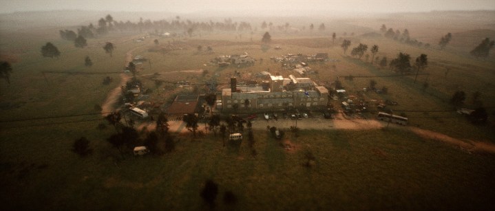 Вид с воздуха на Уэйко в фильме «Уэйко: американский апокалипсис».
