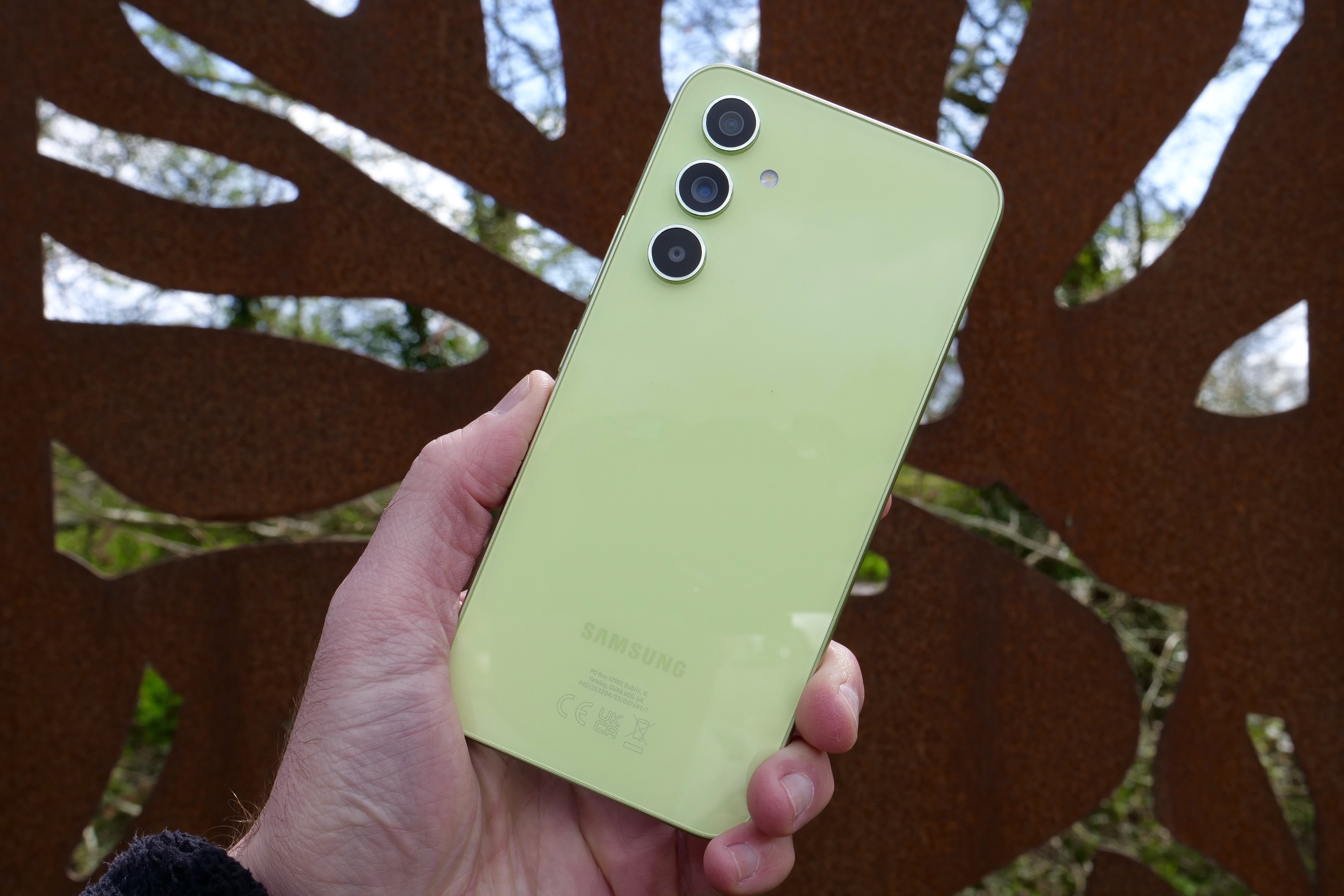 Galaxy A54 review: buy it, and make your life more colorful - Vimarsana News