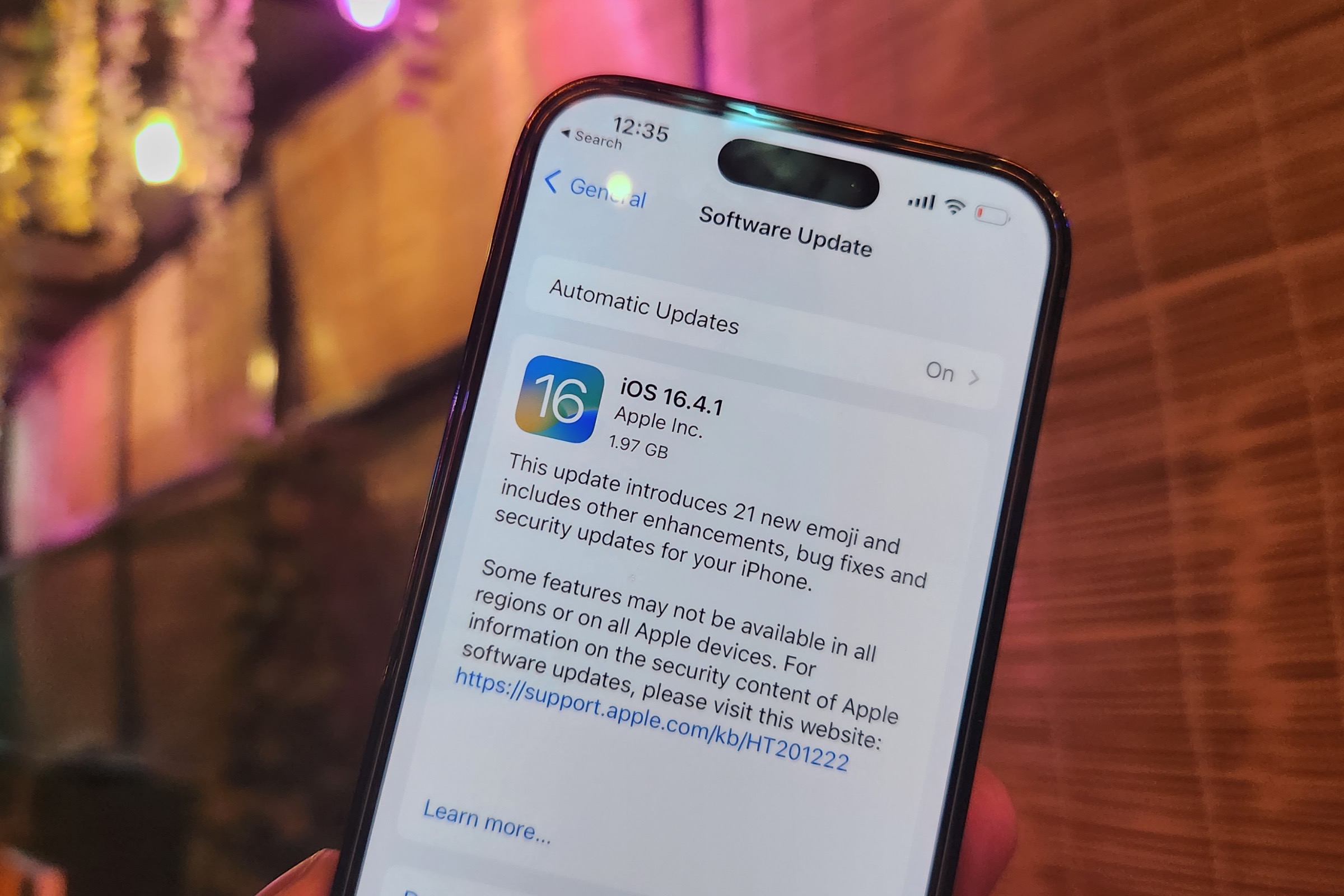 Own an iPhone, iPad, or MacBook? Install this update right now - Vimarsana News