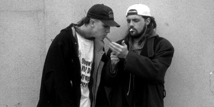 Jay and Silent Bob smoke outside the shop in Clerks