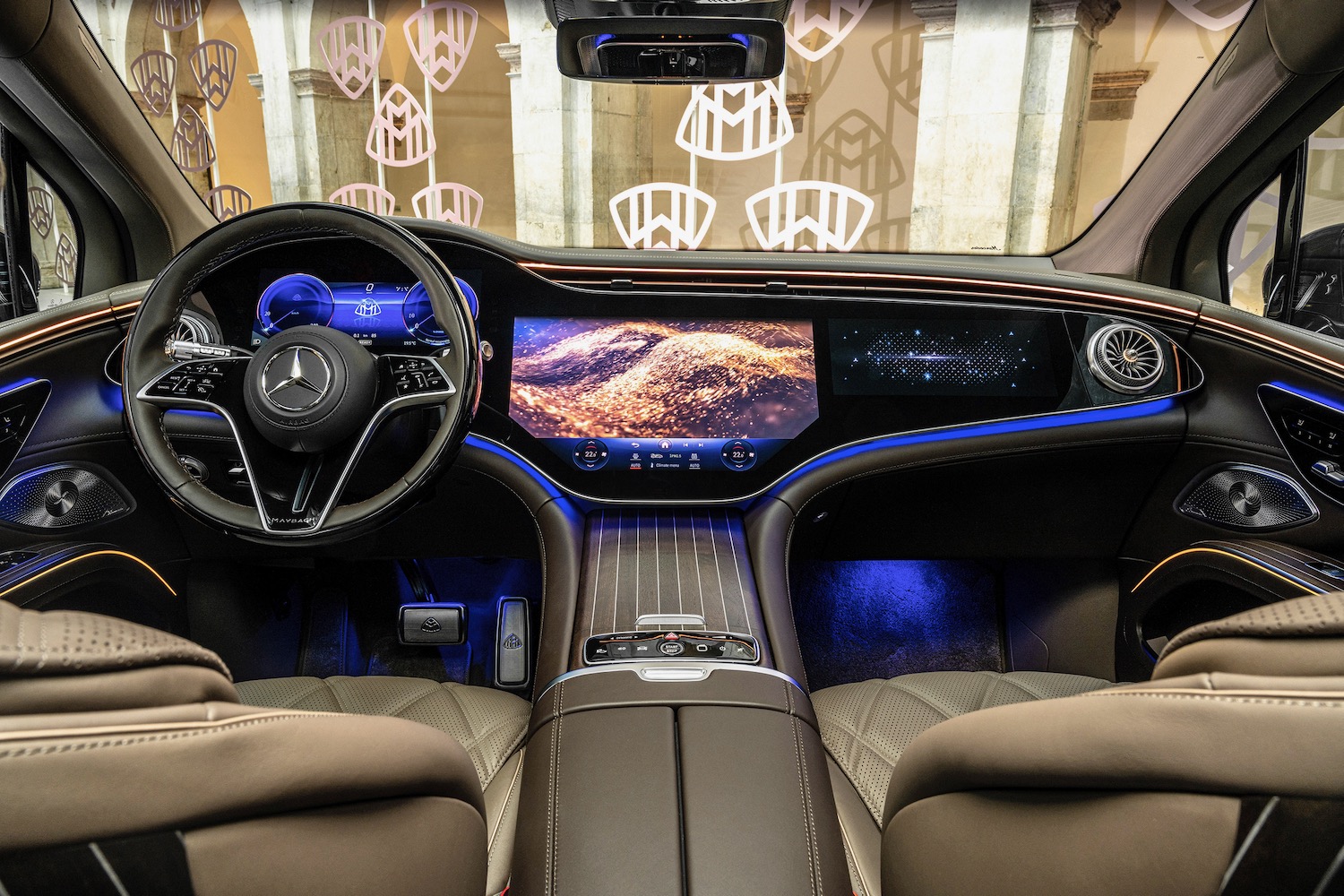 Take a look at the Mercedes-Benz 2023 EQS SUV and its 56-inch Hyperscreen