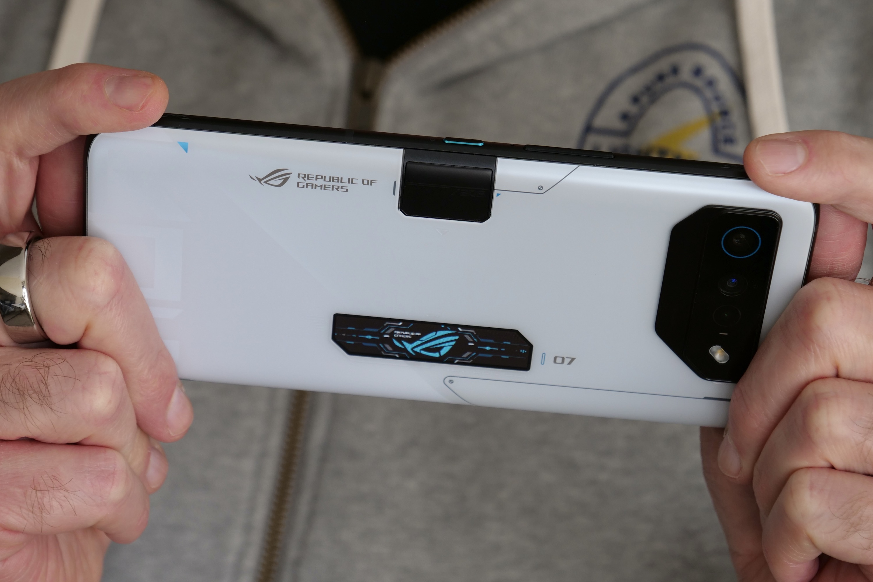 ROG Phone 7 Ultimate review: gaming phone with hidden talent - Vimarsana News